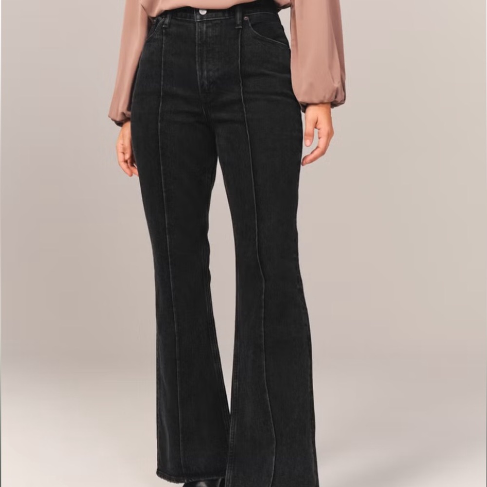 Abercrombie & Fitch Curve Love High Rise Vintage Flare Jeans